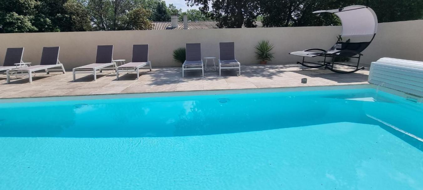 Les Bois De Zola Entre Provence Et Luberon Aparthotel Saint-Esteve-Janson Rum bild