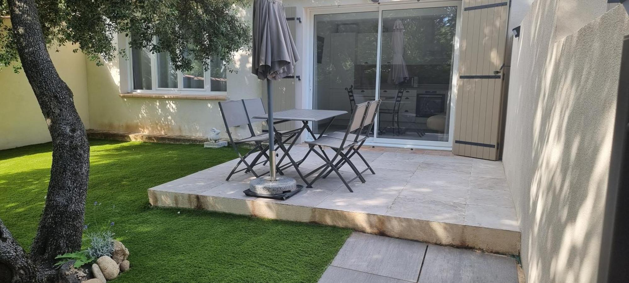 Les Bois De Zola Entre Provence Et Luberon Aparthotel Saint-Esteve-Janson Exteriör bild